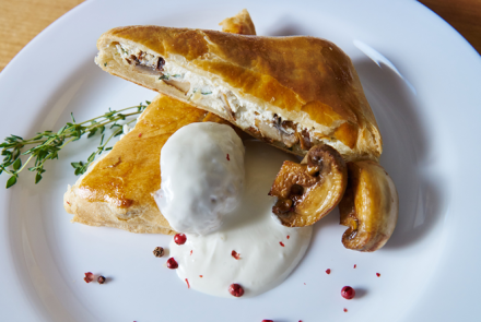 Штрудель с грибами и рикоттой