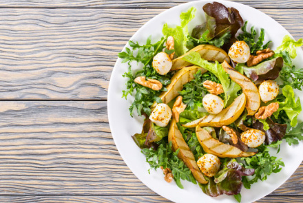 Салат с грушей